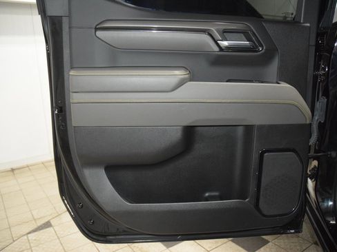 Used 2024 Chevrolet Silverado 1500 ZR2 image 45