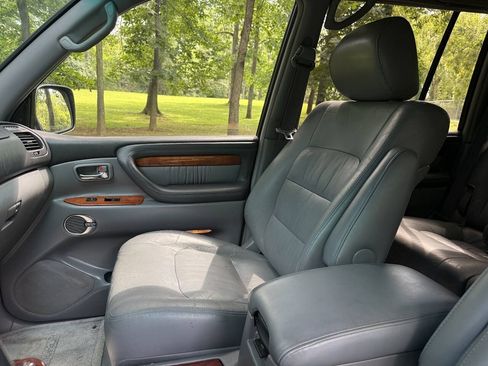 Used 2002 Lexus LX 470 4WD image 31