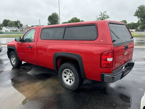 Used 2011 Chevrolet Silverado 1500 W/T RWD image 3