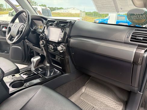 Used 2024 Toyota 4Runner TRD Off-Road Premium w/ Moonroof Package AWD/4WD image 24
