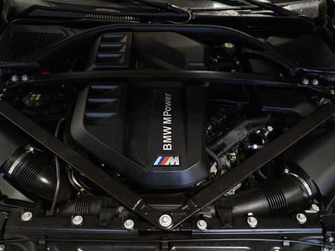 Used 2023 BMW M3 Competition w/ M Carbon Exterior Package image 32