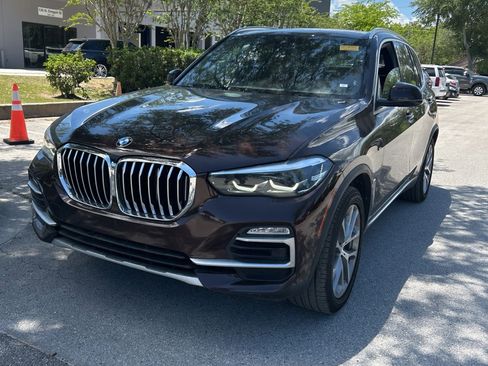 Used 2019 BMW X5 xDrive40i w/ Premium Package 2 AWD/4WD image 1