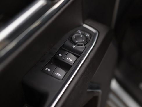 Used 2023 Chevrolet Silverado 1500 LT image 25