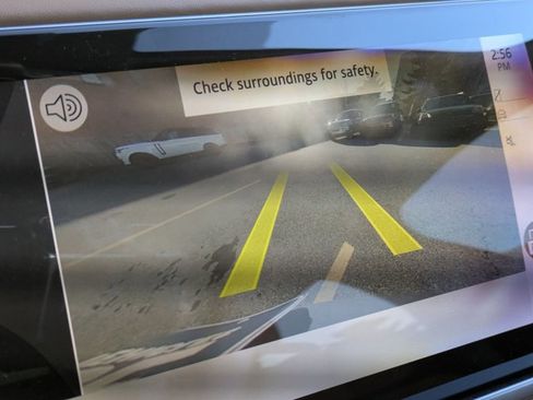 Used 2023 Land Rover Range Rover Velar HST image 12