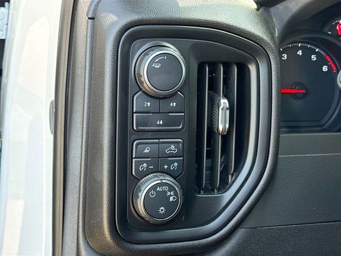 Used 2025 Chevrolet Silverado 2500 Custom w/ Custom Value Package image 10