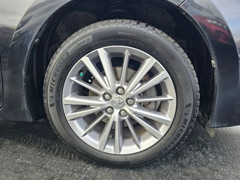 Used 2014 Toyota Corolla LE image 9