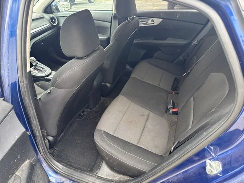 Used 2023 Kia Forte LXS FWD image 9
