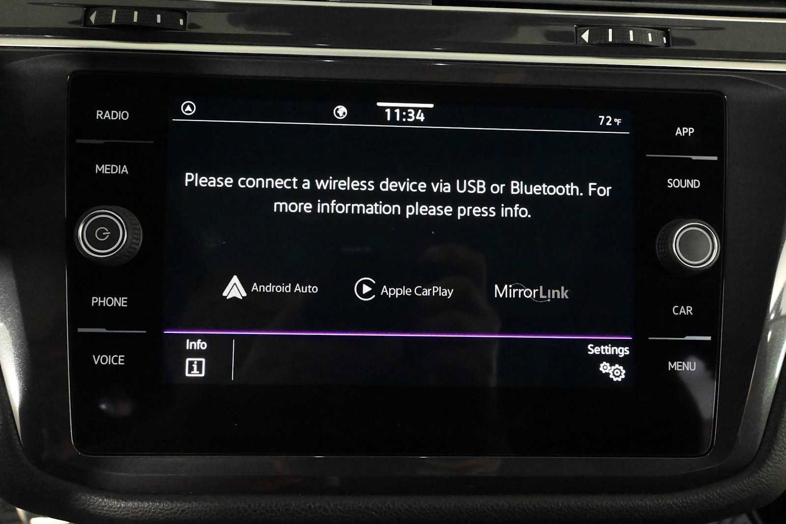Certified 2023 Volkswagen Tiguan SE R-Line FWD image 25