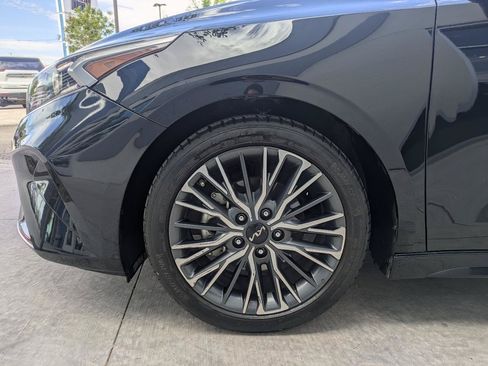 Used 2023 Kia Forte GT-Line w/ GT-Line Premium Package FWD image 8