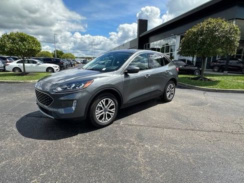 Used 2022 Ford Escape SEL w/ Technology Package AWD/4WD image 6