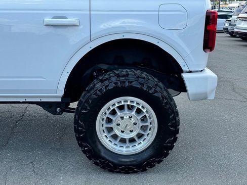 Used 2025 Ford Bronco 4-Door AWD/4WD image 35