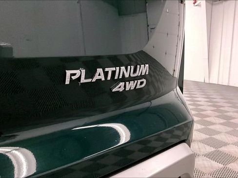 Used 2023 Nissan Pathfinder Platinum w/ Cargo Package AWD/4WD image 9