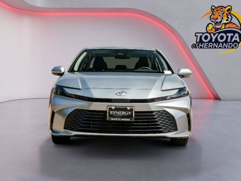 Used 2025 Toyota Camry LE FWD image 2