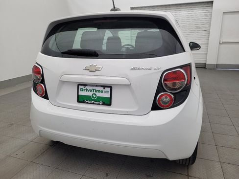 Used 2016 Chevrolet Sonic LT FWD image 7
