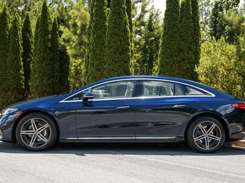 Used 2023 Mercedes-Benz EQS 580 4MATIC Sedan image 9