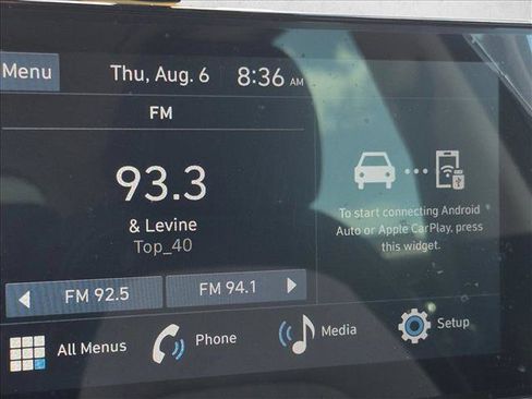 Used 2023 Hyundai Venue SEL FWD image 8