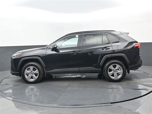 Used 2025 Toyota RAV4 XLE w/ Convenience Package image 22