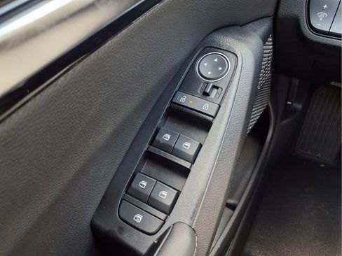 New 2026 Kia Seltos S AWD/4WD image 13