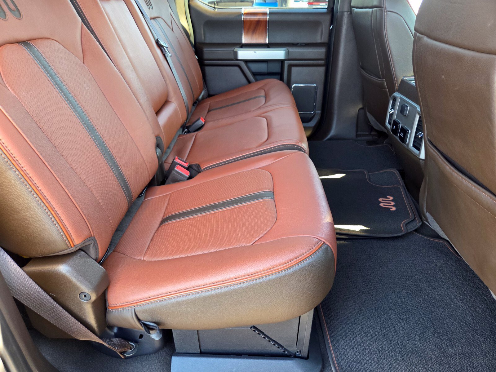Certified 2022 Ford F350 King Ranch w/ King Ranch Ultimate Package AWD/4WD image 15