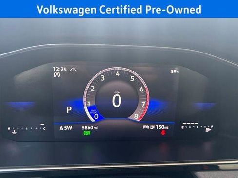 Used 2025 Volkswagen Jetta SE w/ Sunroof Package FWD image 19