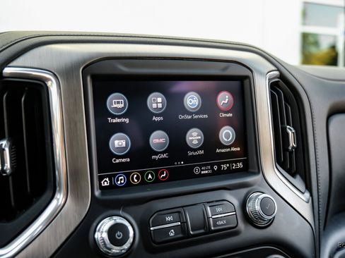 Used 2022 GMC Sierra 3500 Denali w/ Technology Package image 66