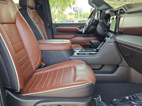Used 2024 GMC Sierra 2500 Denali Ultimate w/ Max Trailering Package AWD/4WD image 29