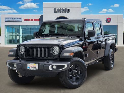 Used 2025 Jeep Gladiator Sport AWD/4WD image 1