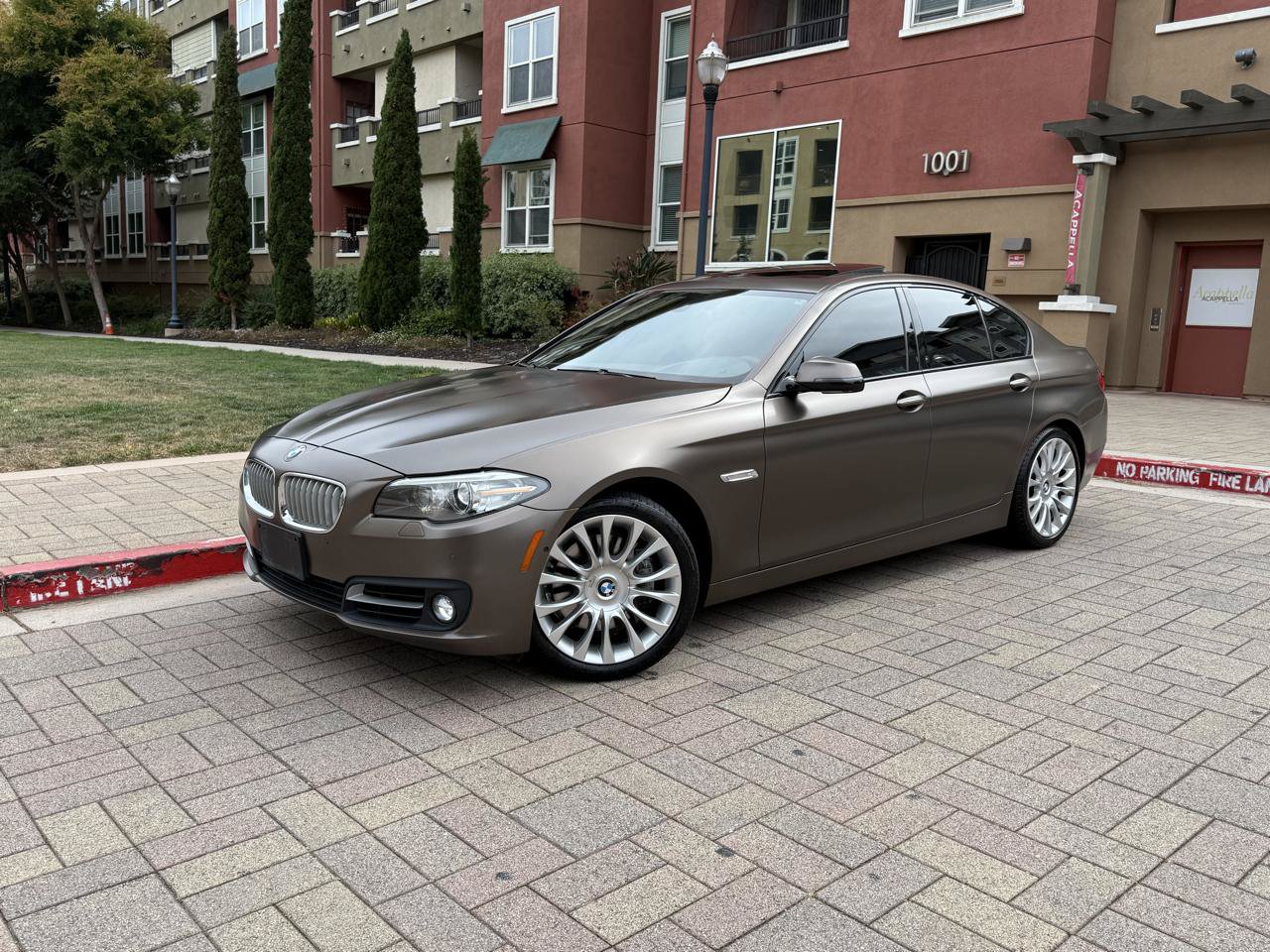 Used 2015 BMW 550i Sedan RWD image 6