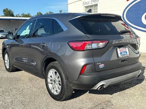 Certified 2022 Ford Escape SE w/ Convenience Package FWD image 4