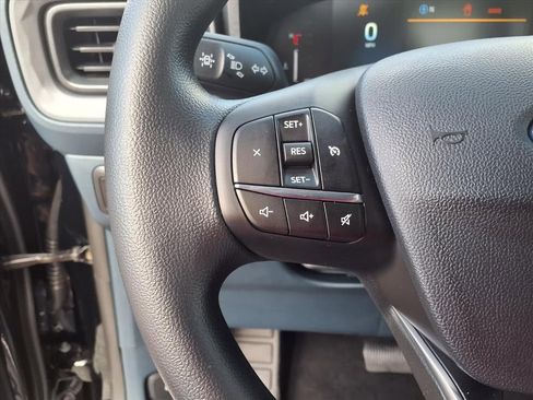 New 2025 Ford Maverick XL w/ Equipment Group 102A image 13