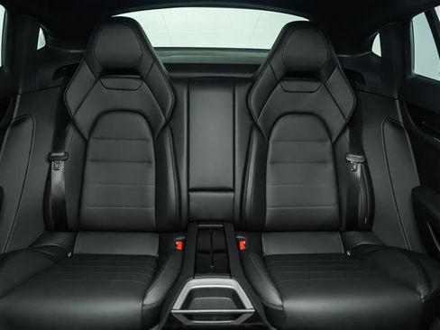 Certified 2025 Porsche Panamera image 30