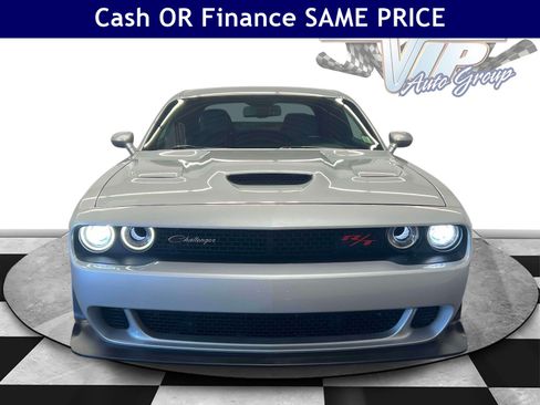 Used 2023 Dodge Challenger R/T Scat Pack RWD image 2