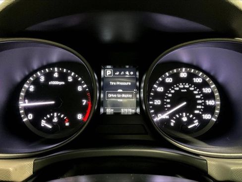 Used 2018 Hyundai Santa Fe Sport image 20