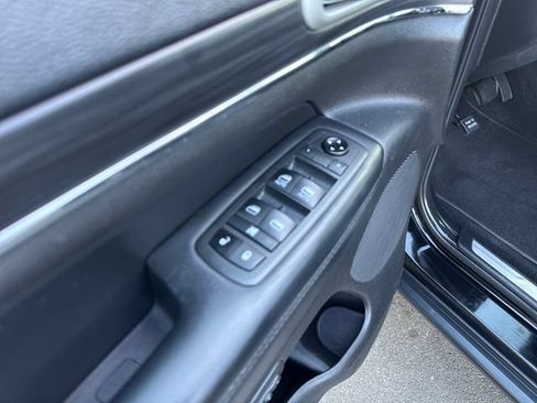 Used 2021 Jeep Grand Cherokee Limited AWD/4WD image 11