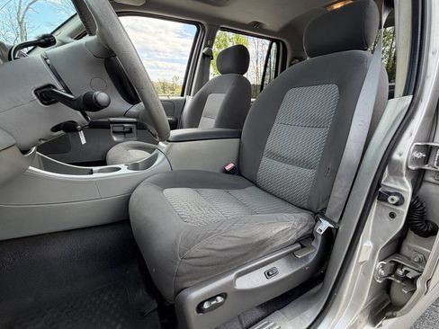 Used 2003 Ford Explorer Sport Trac XLT image 15