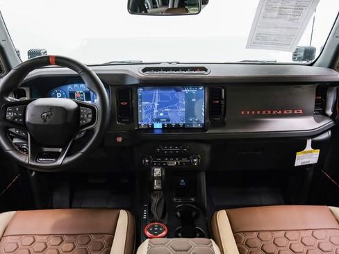 Used 2025 Ford Bronco Raptor image 13