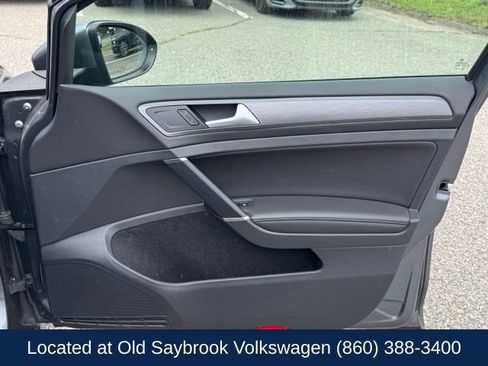 Used 2018 Volkswagen Golf SE FWD image 28