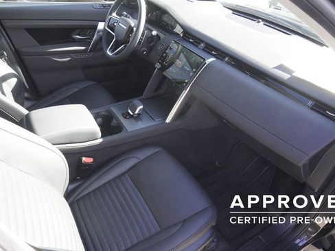 Used 2025 Land Rover Discovery Sport S image 22