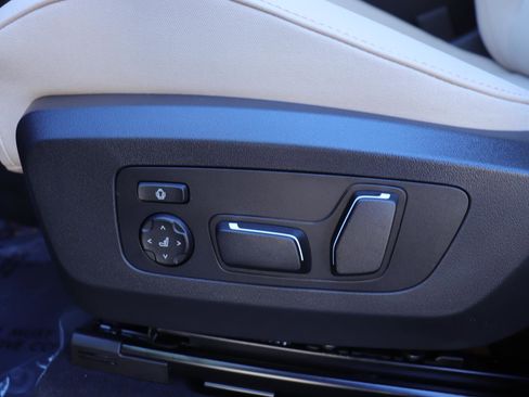 New 2026 BMW X3 xDrive30 w/ Premium Package image 29