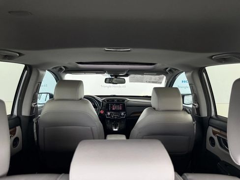 Used 2019 Honda CR-V Touring image 9