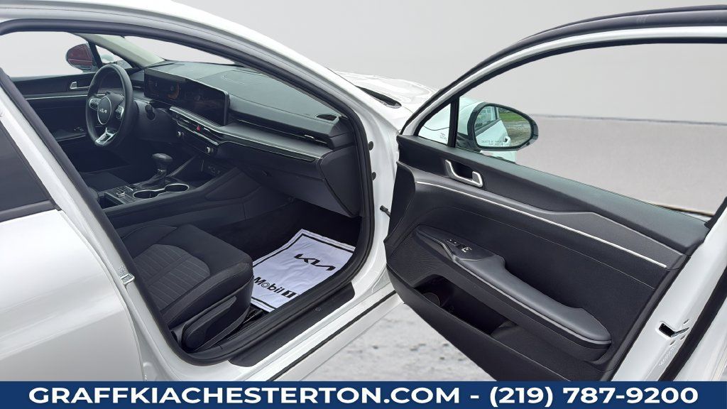 Used 2026 Kia K5 LXS FWD image 23