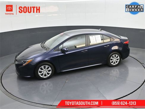 Used 2023 Toyota Corolla LE image 44