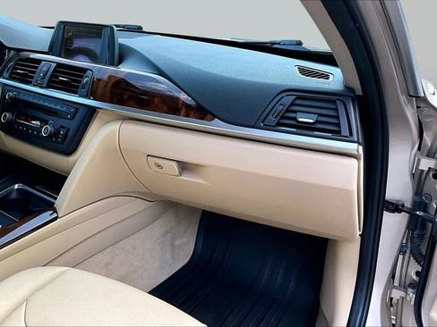 Used 2015 BMW 328i Sedan RWD image 19