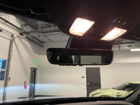 Used 2025 Honda Passport Black Edition image 23