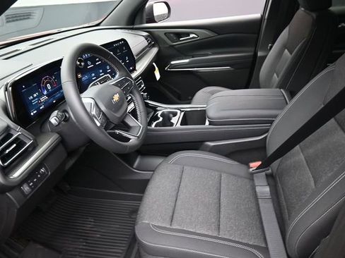 New 2026 Chevrolet Traverse LT w/ Sun and Wheel Package image 8