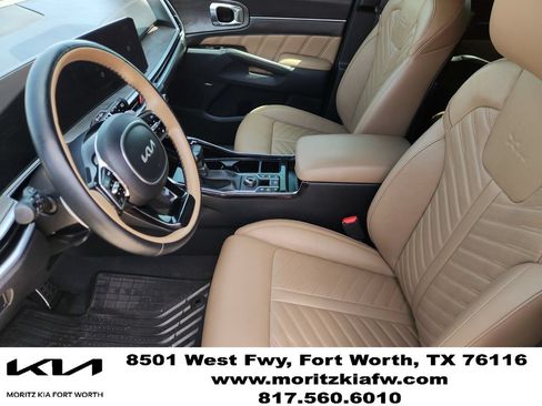 Certified 2024 Kia Sorento SX Prestige w/ Olive Brown Leather Package AWD/4WD image 12