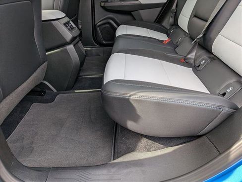 New 2026 Chevrolet Equinox EV LT image 16