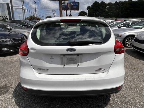 Used 2015 Ford Focus SE FWD image 10
