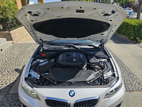 Used 2018 BMW 230i xDrive Convertible image 23