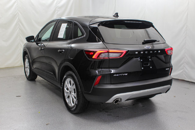 Certified 2025 Ford Escape Active AWD/4WD image 5